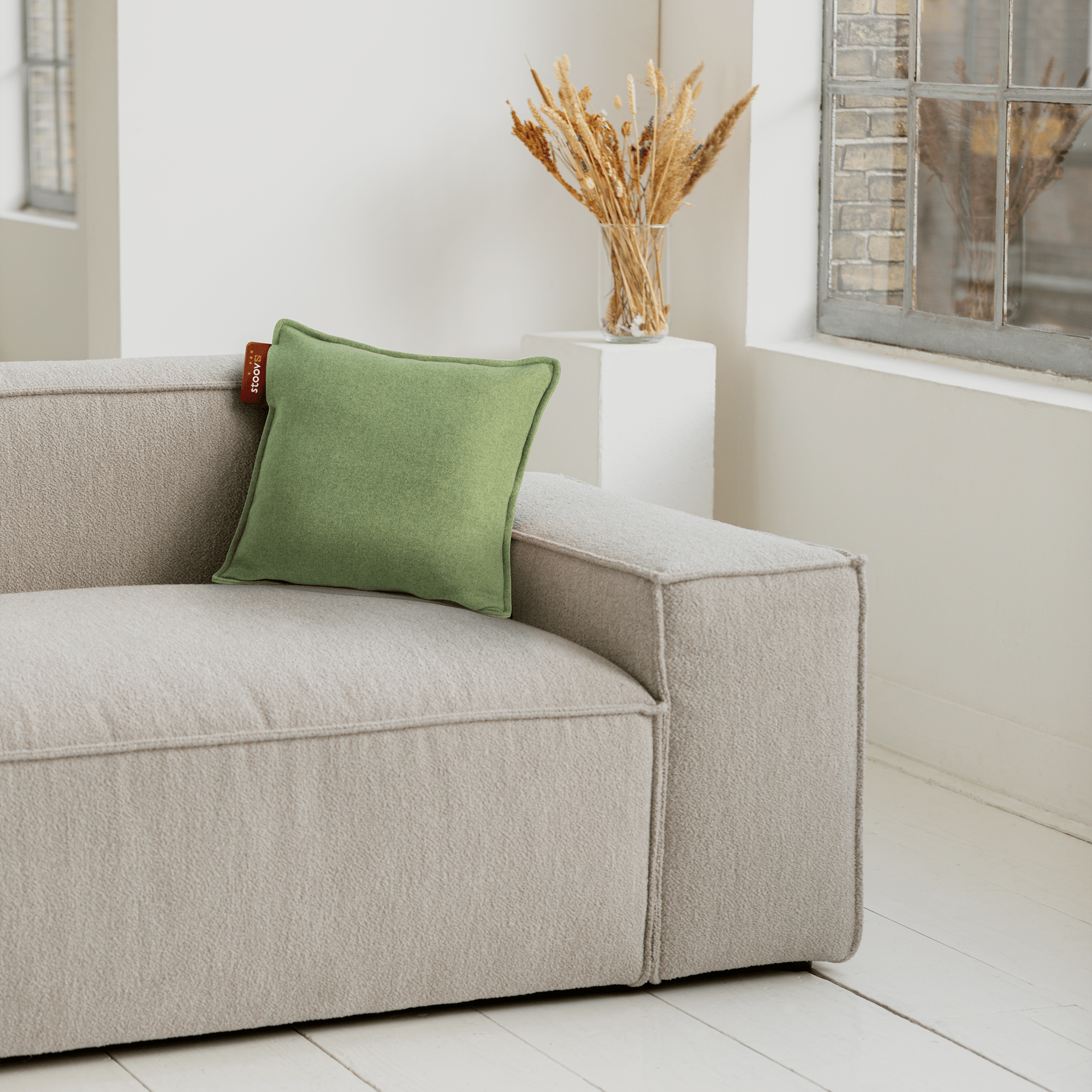 Secondary hover image