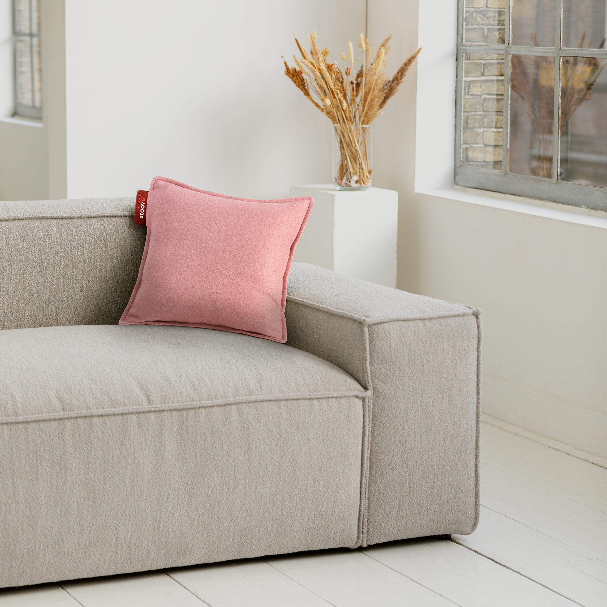 Secondary hover image