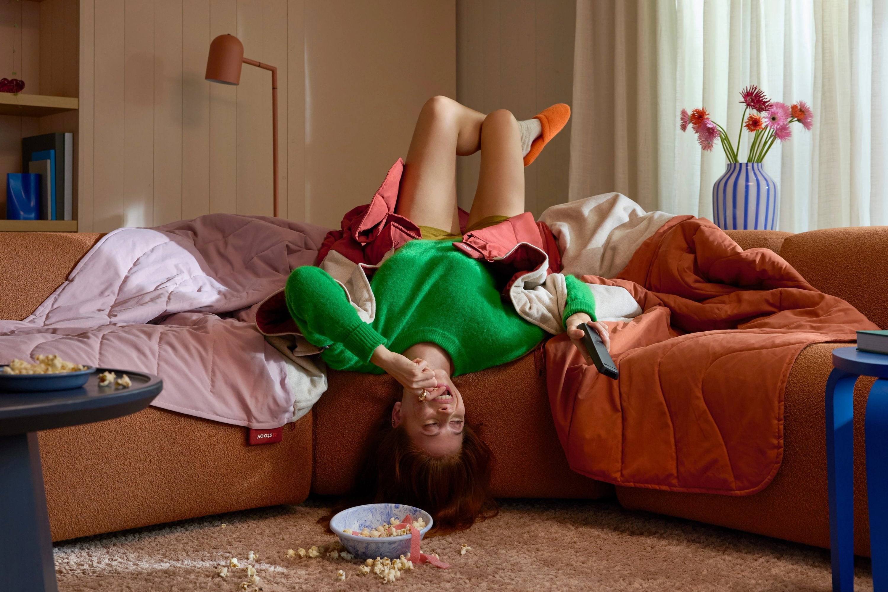 On the sofa - Stoov