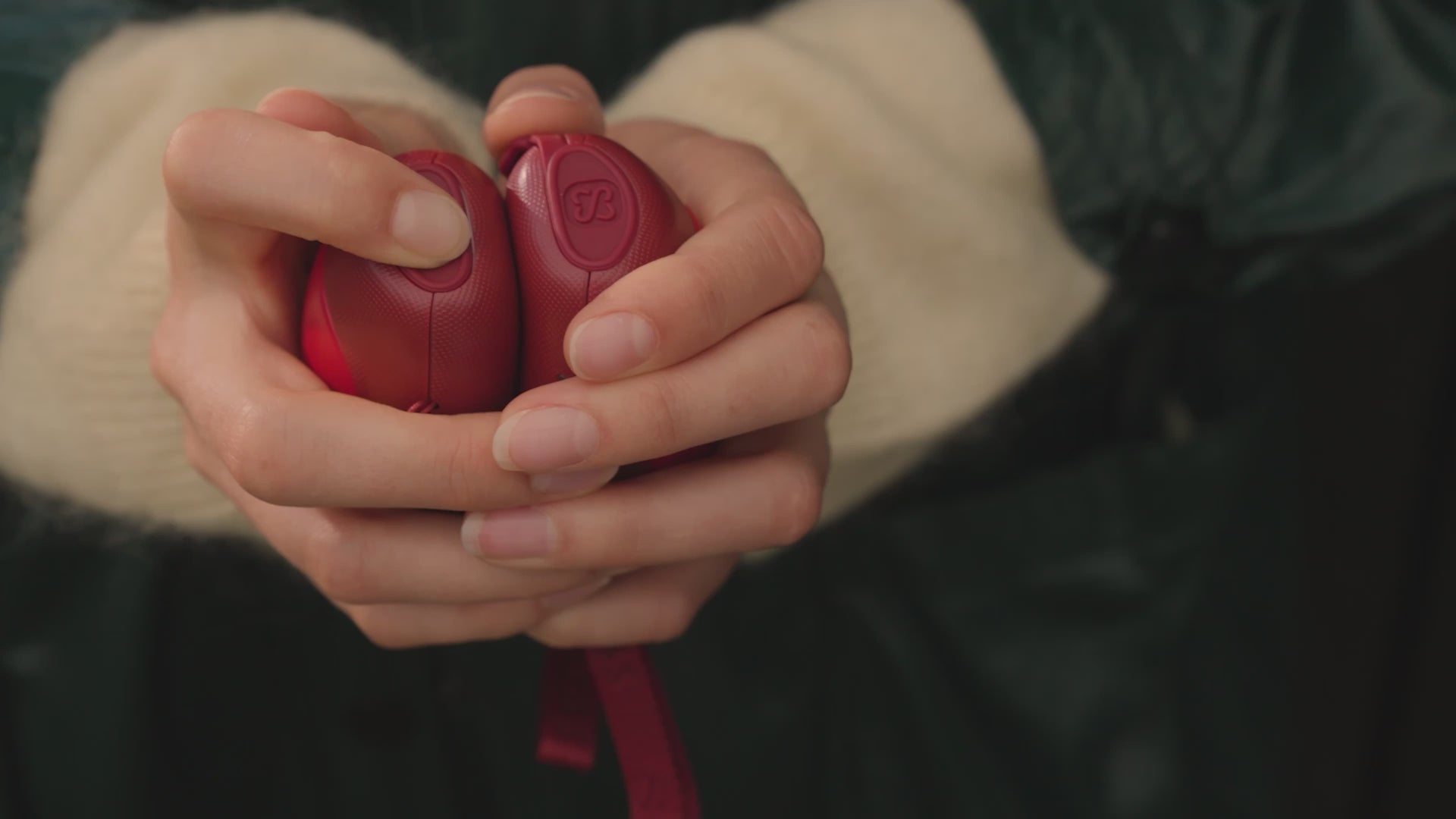 Carica il video: 